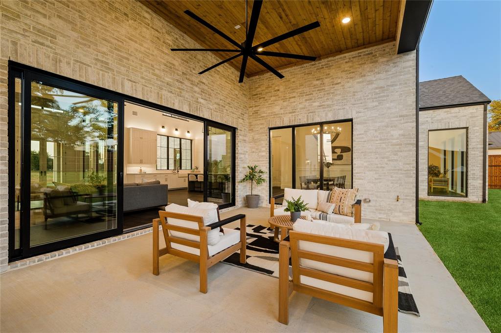 Preston Manor - Residential