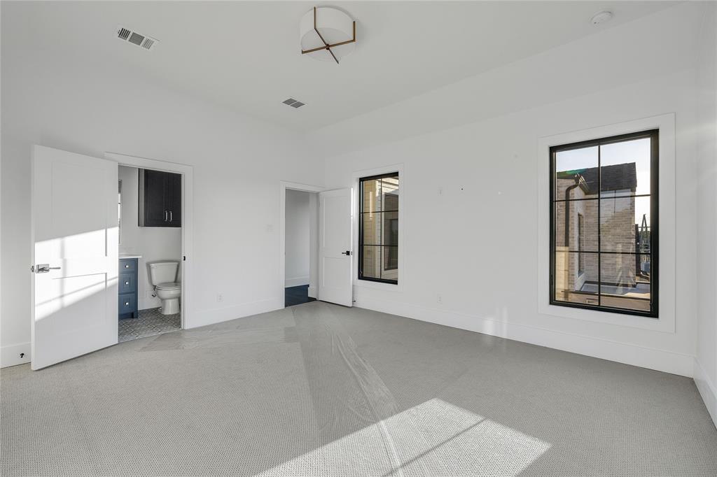 Preston Manor - Residential