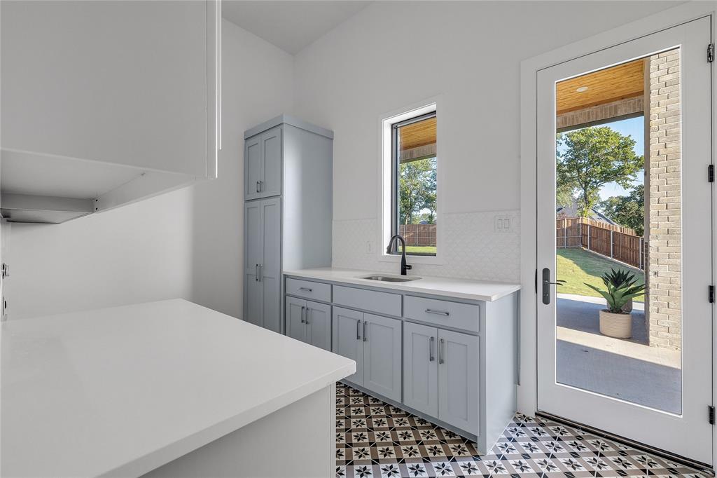 Preston Manor - Residential