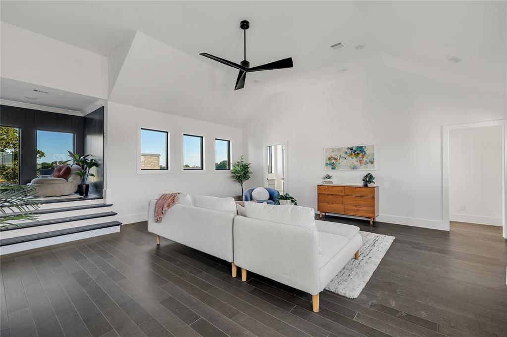 Preston Manor - Residential