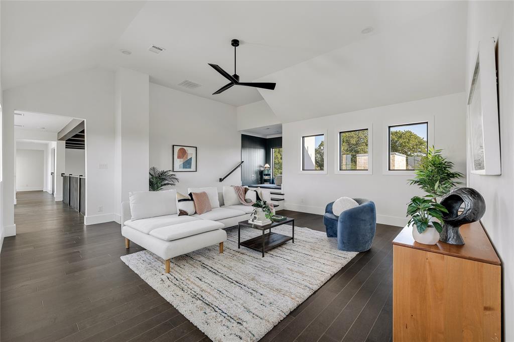 Preston Manor - Residential