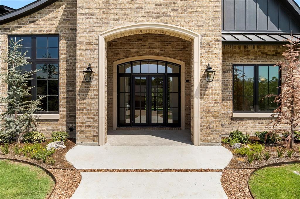 1602 Mariah Court