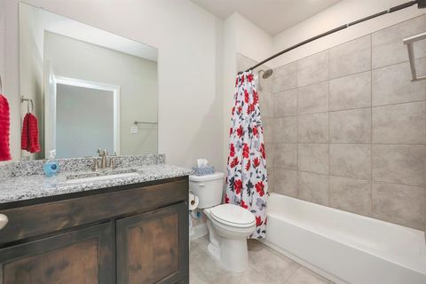 Tiny photo for 2202 Briarwood Drive, Bridgeport, TX 76426 (MLS # 21192748)