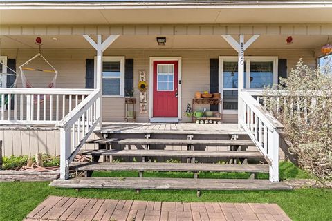 1320 Laredo Drive Granbury TX 76048