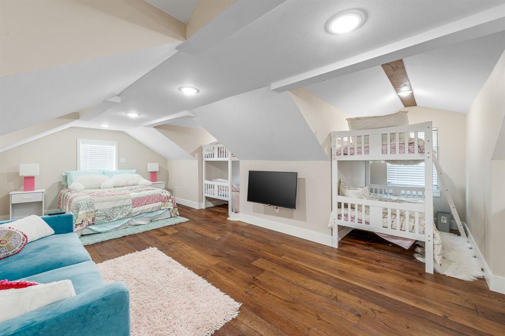 Twin Lake - Residential