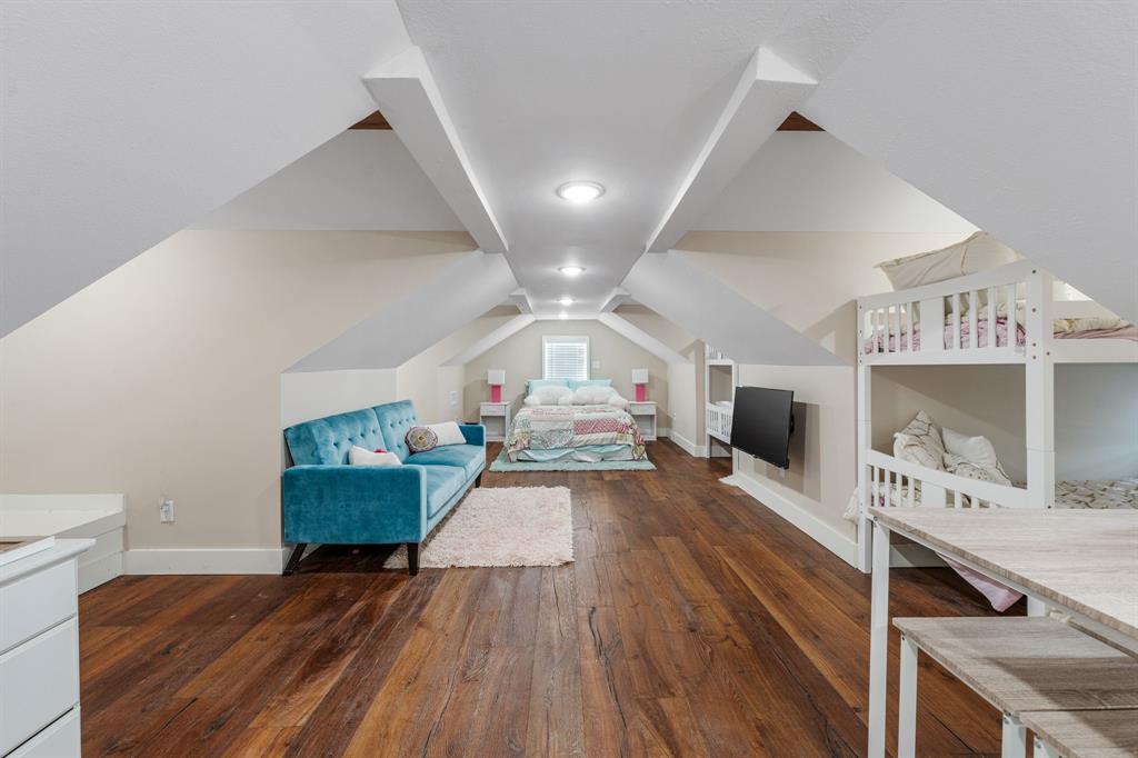 Twin Lake - Residential