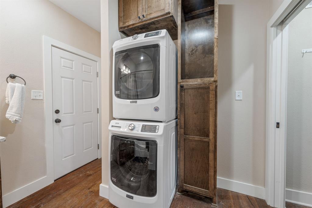 Twin Lake - Residential