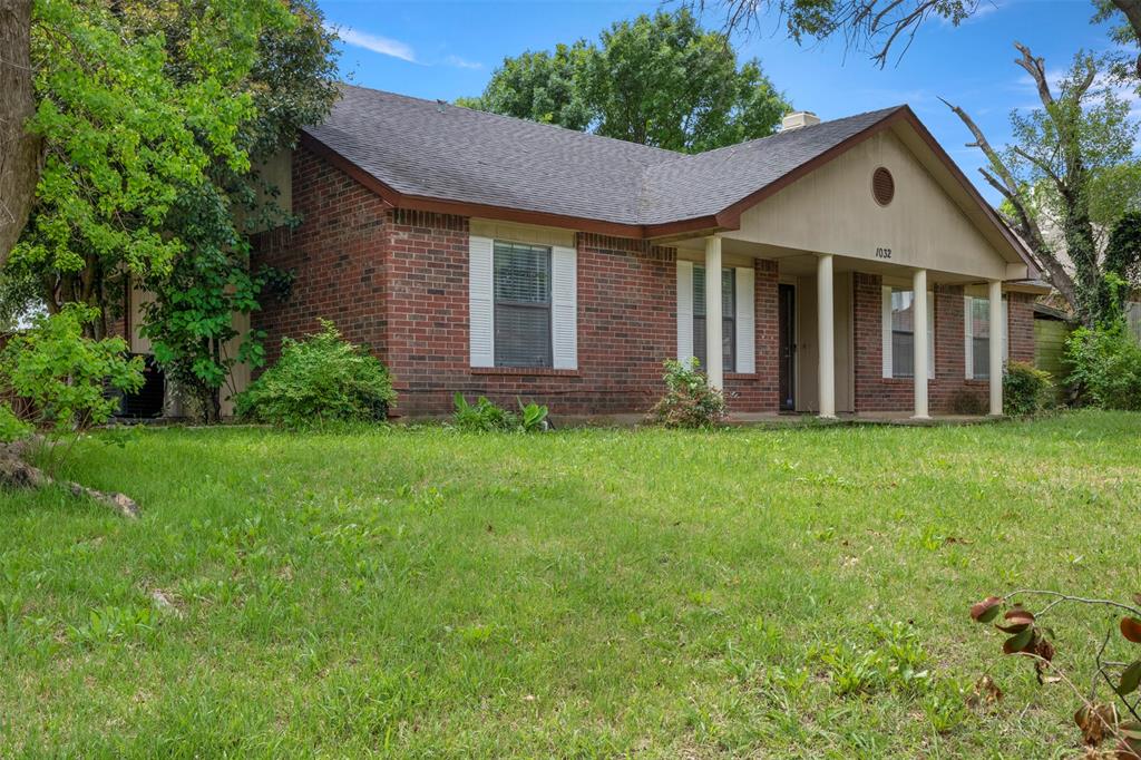 1032 Twin Falls Drive