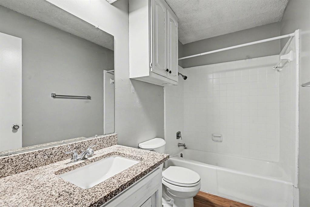 Woodhaven Cntry Club Estates - Residential