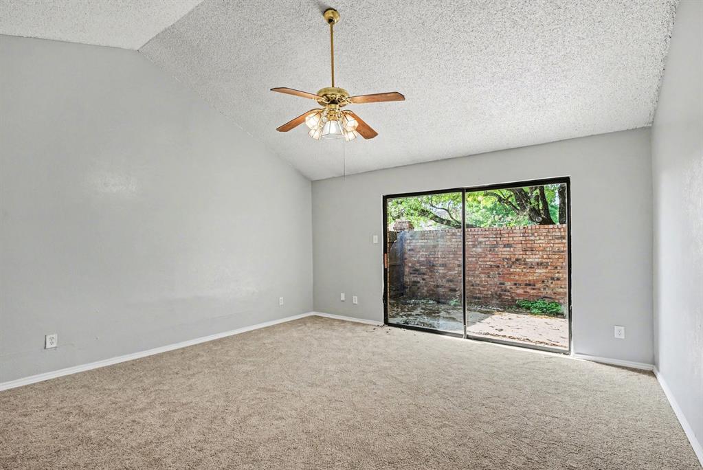 Woodhaven Cntry Club Estates - Residential