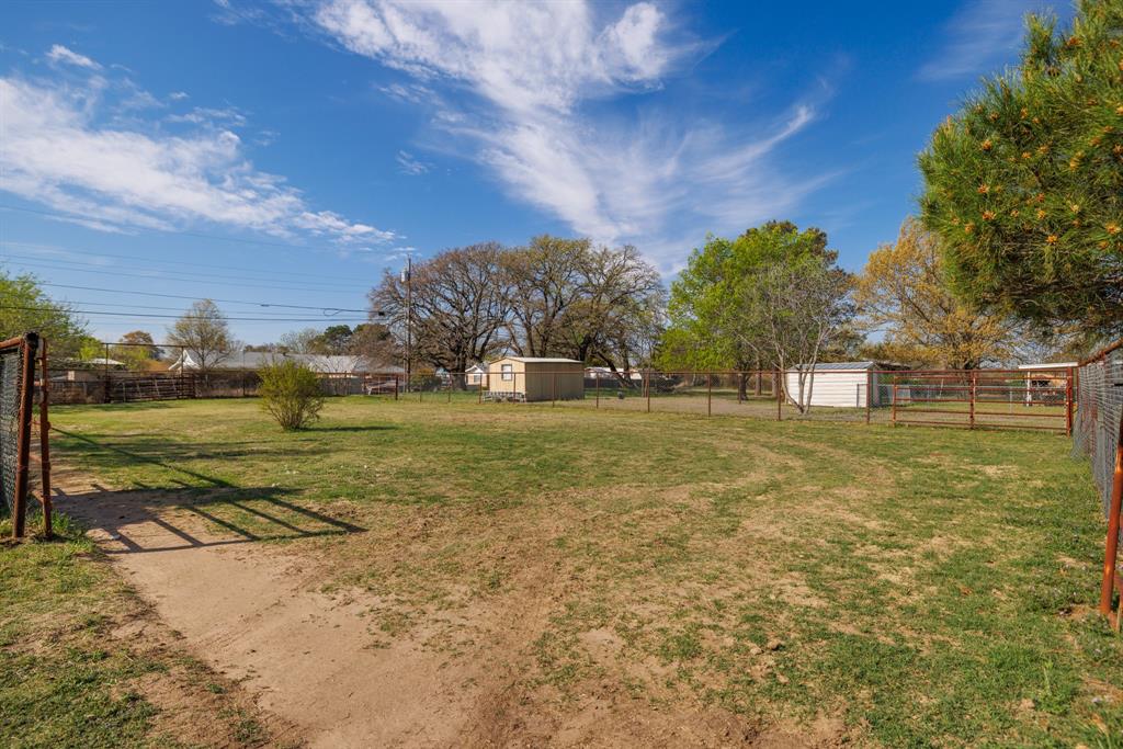 Sandy Lane Acres - Clyde - Residential