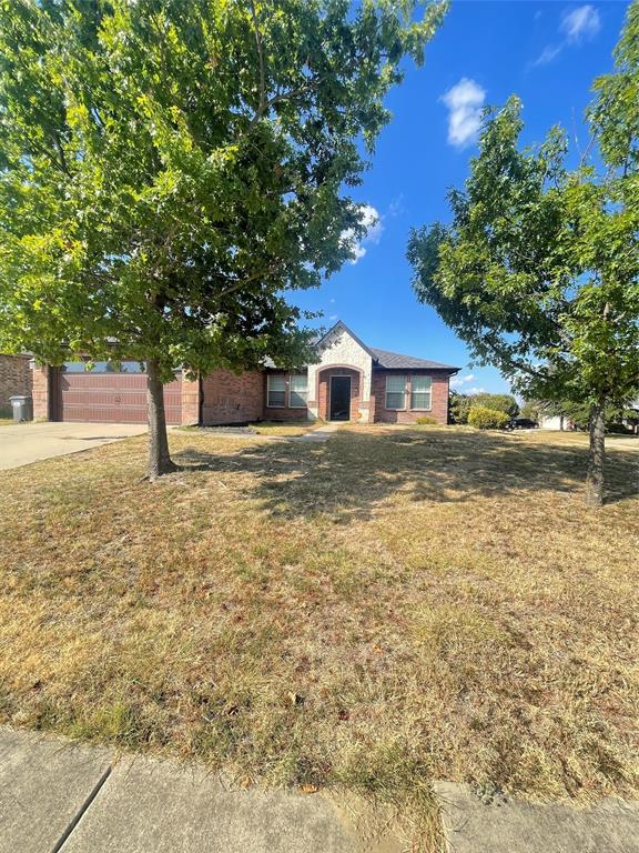Photo of 2001 Preston Trail, Forney, TX 75126 (MLS # 21384176)