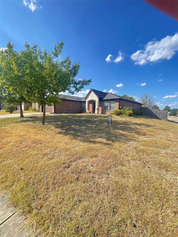 Photo of 2001 Preston Trail, Forney, TX 75126 (MLS # 21384176)