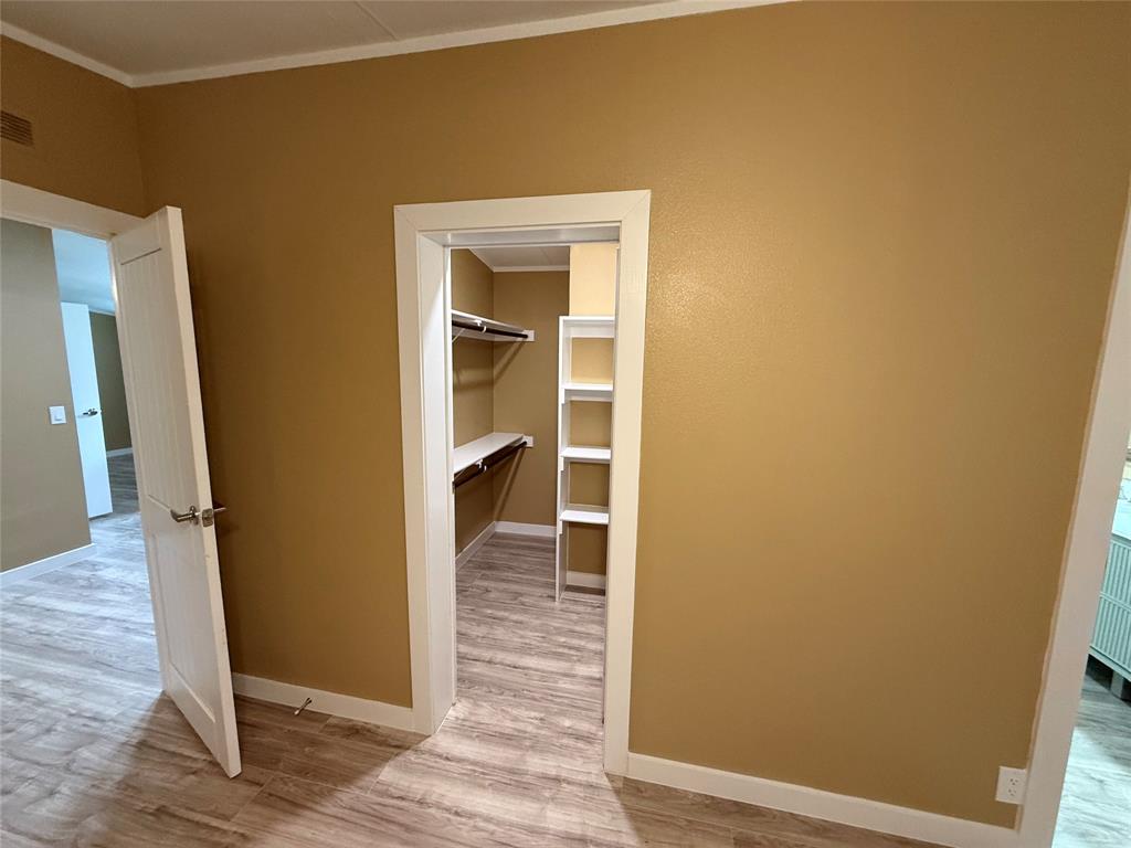 A1246 BROWN W A J HEIRS,TRACT 5-6, ACRES 1.878 - Residential