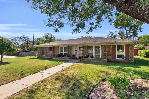 A home in Duncanville