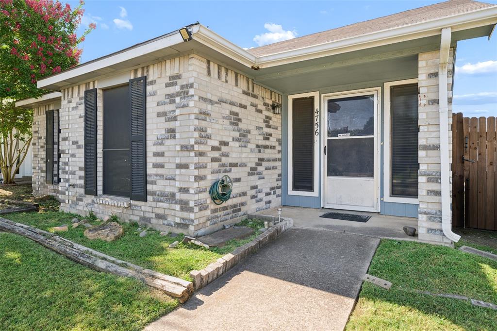 4756 Veronica Circle