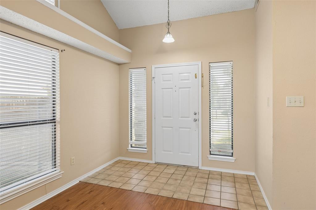 4756 Veronica Circle