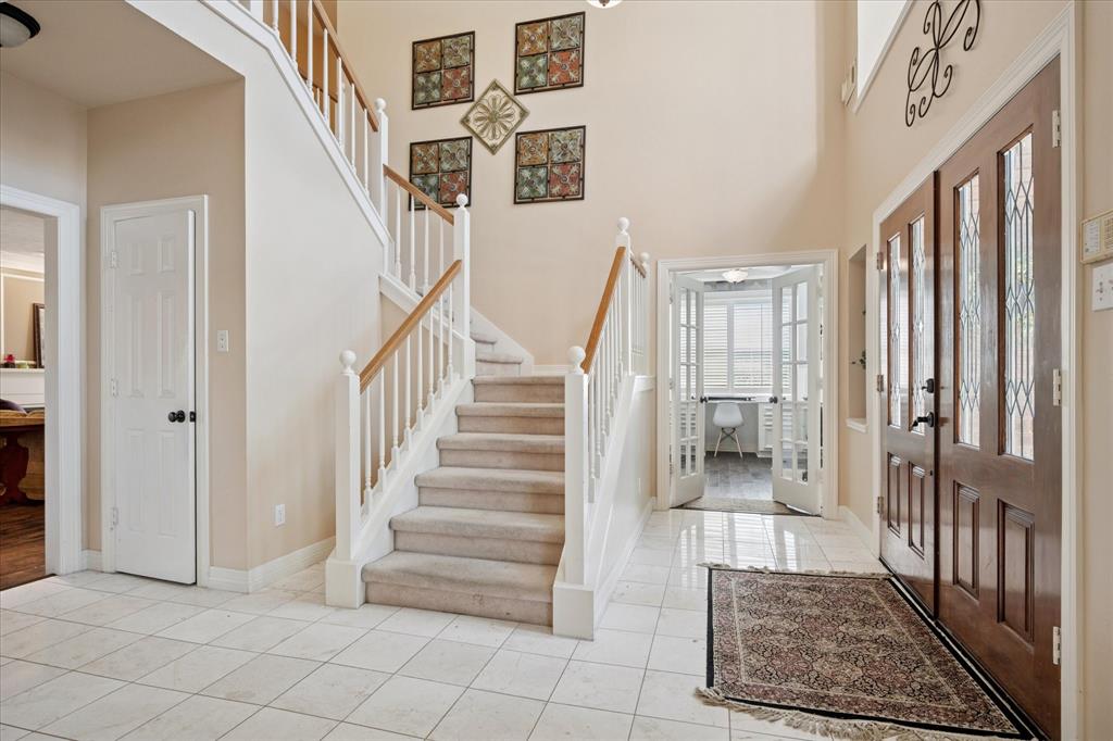2200 Southern Oak Drive