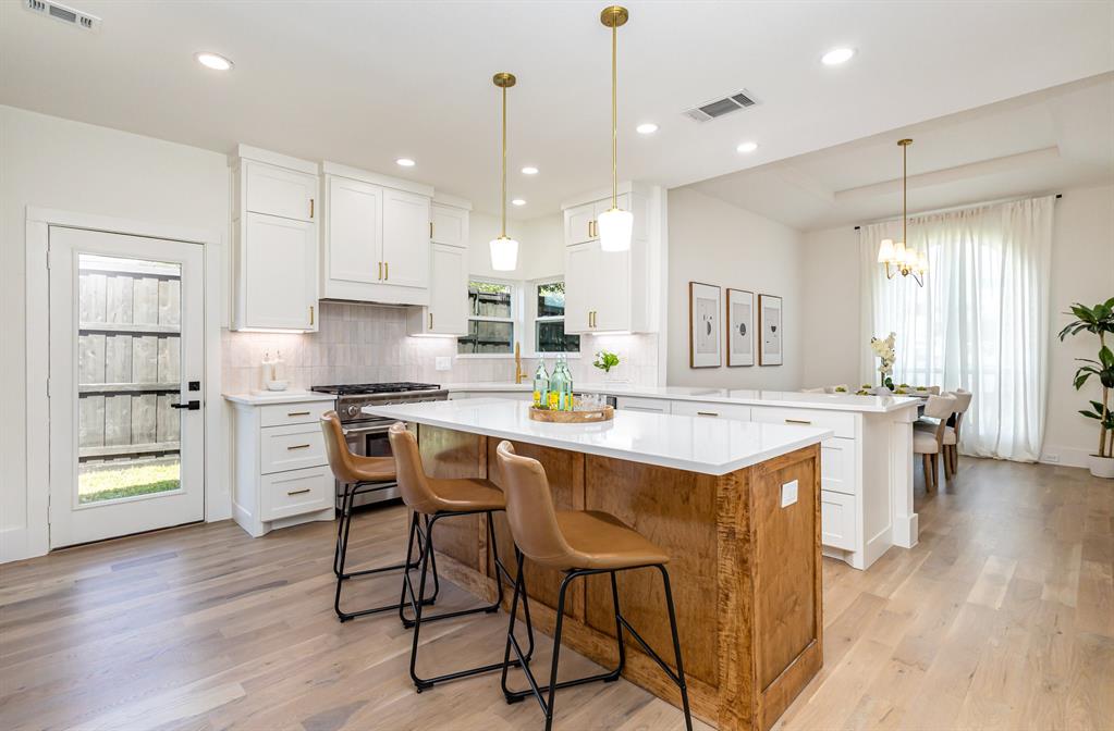 Country Club Estates - Residential