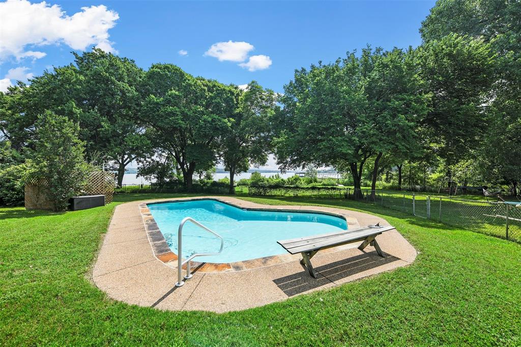 2569-B Castle Circle