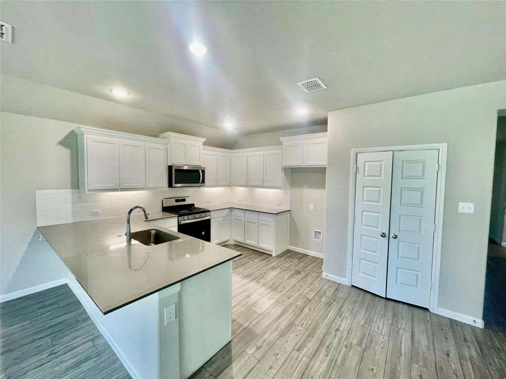 Photo of 525 Ardsley Lane, Forney, TX 75126 (MLS # 21307955)