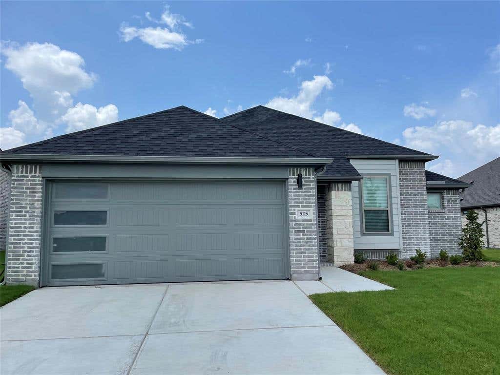 Photo of 525 Ardsley Lane, Forney, TX 75126 (MLS # 21307955)