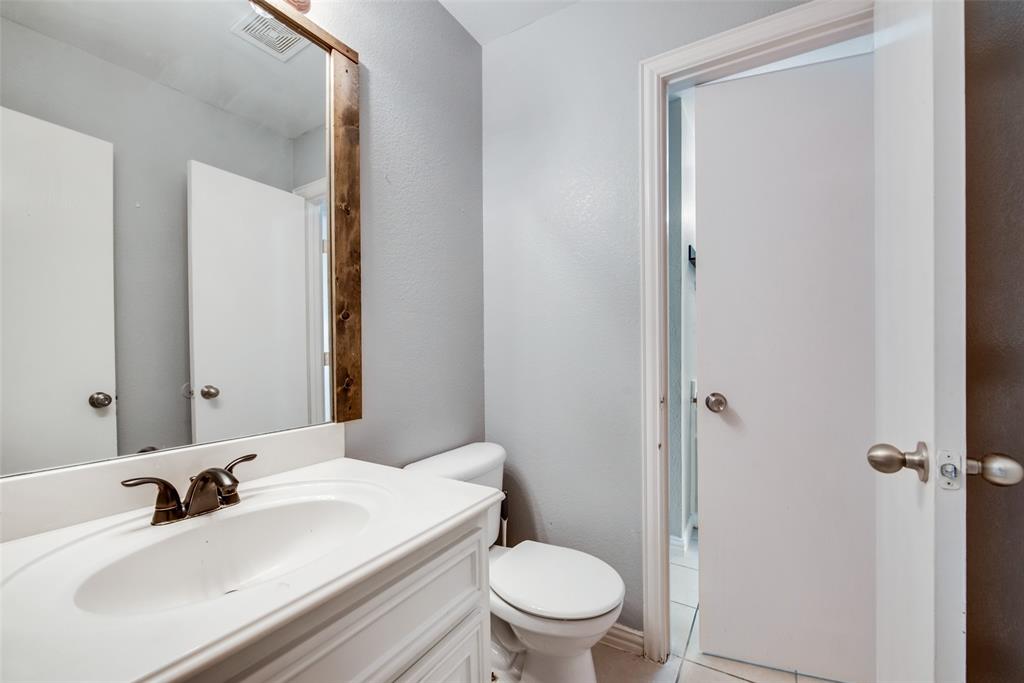 River Oaks #4 - Residential Lease