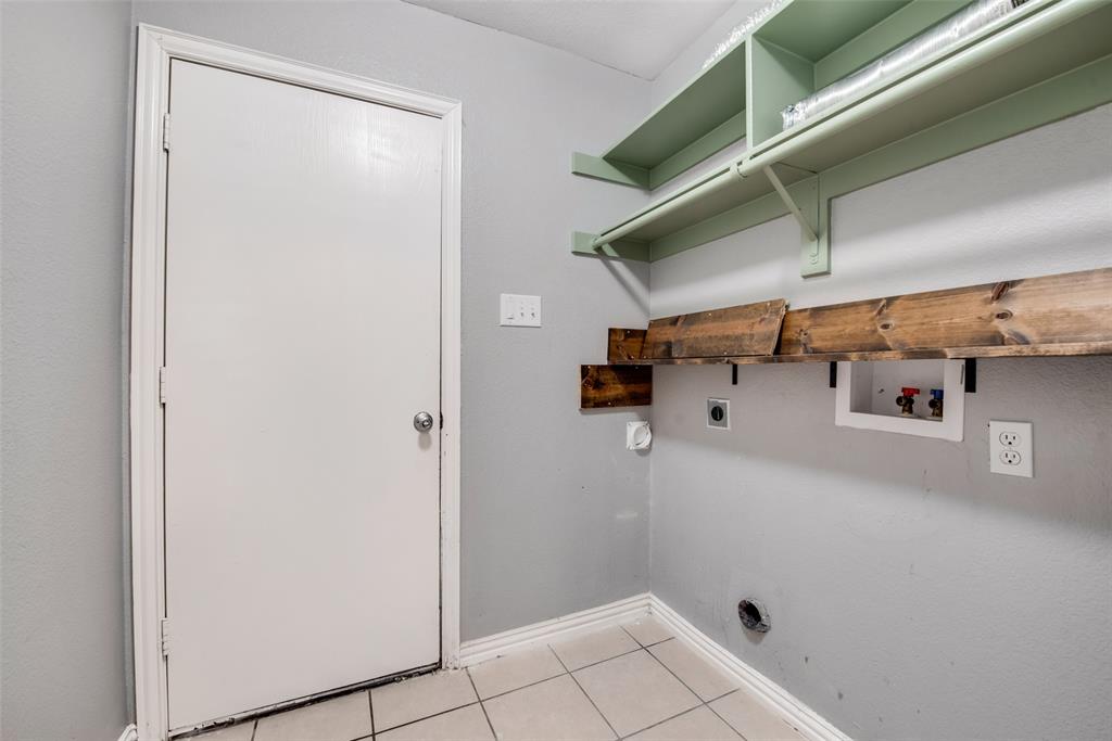 River Oaks #4 - Residential Lease