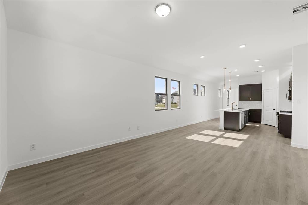 Devonshire - Residential