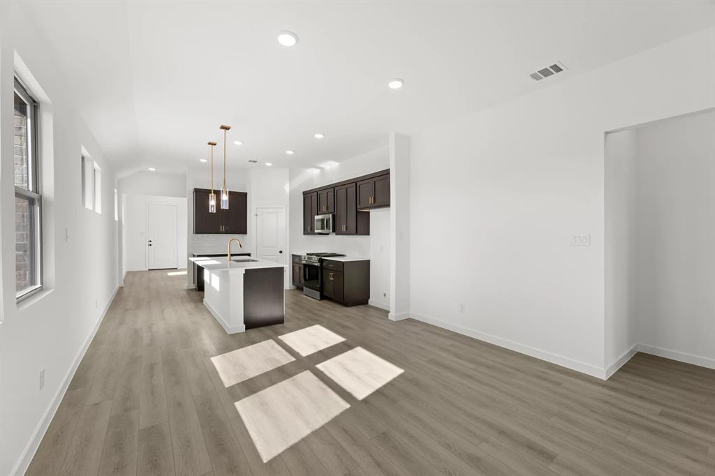 Devonshire - Residential