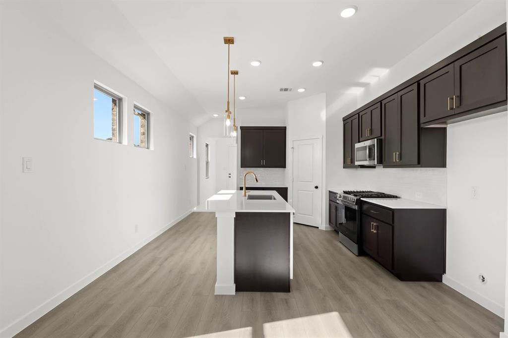 Devonshire - Residential