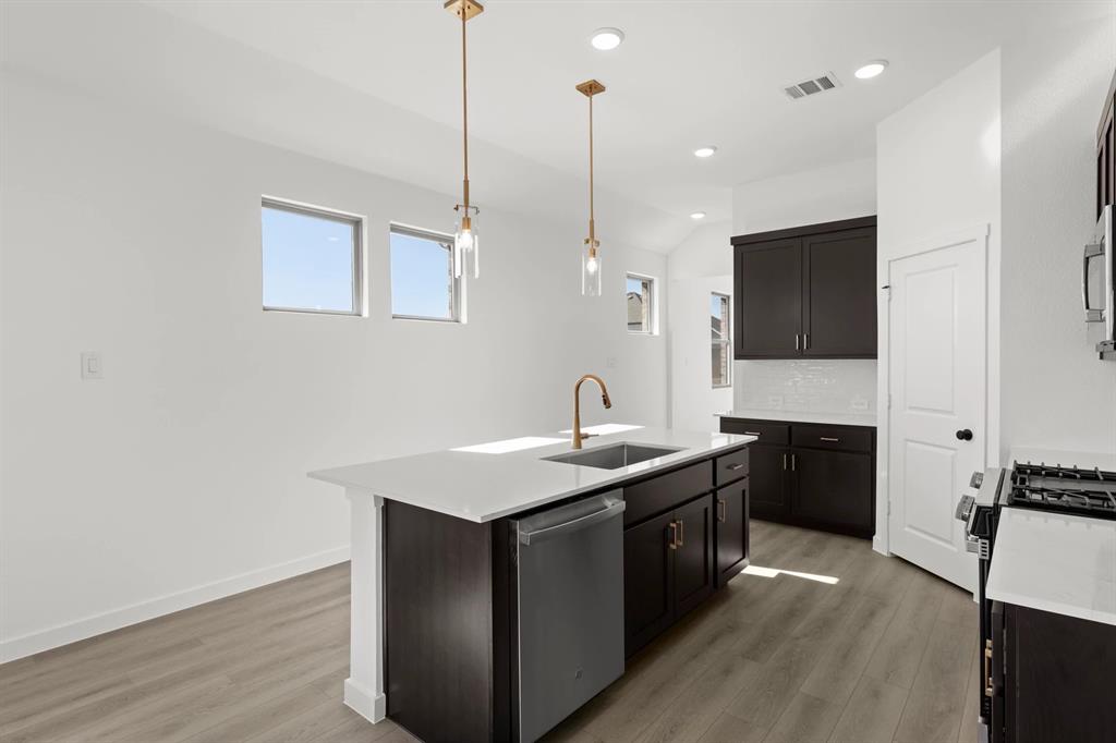 Devonshire - Residential