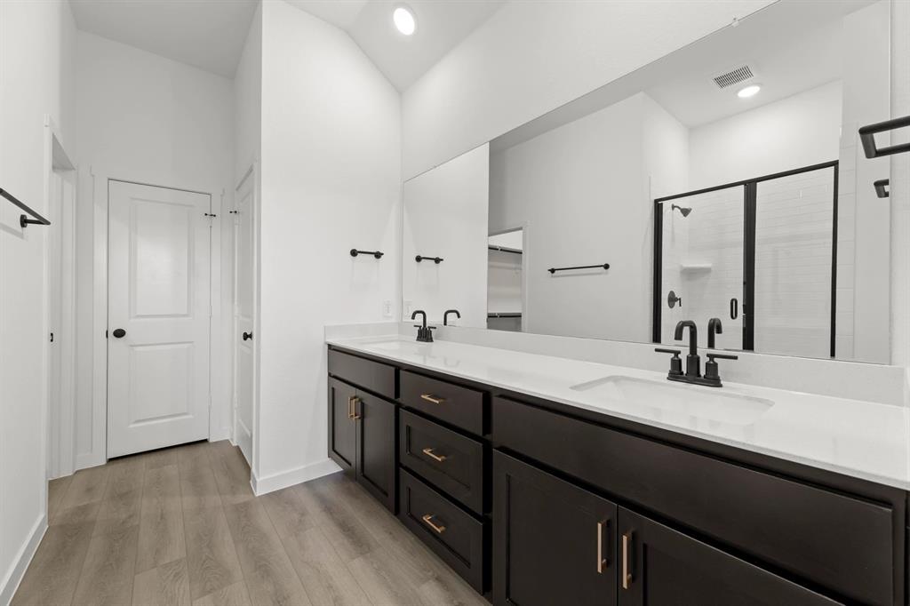 Devonshire - Residential