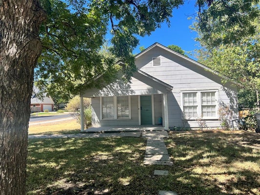 303 N 4TH ST, MIDLOTHIAN, TX 76065 - Image 2a191fc49219e5b5756eb7306cdd3230/71928645