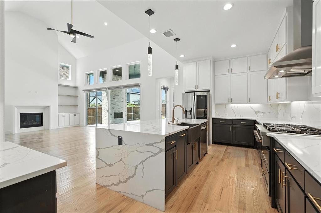 13868 Dorset Lane