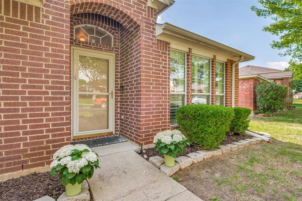 2914 Midbury Drive