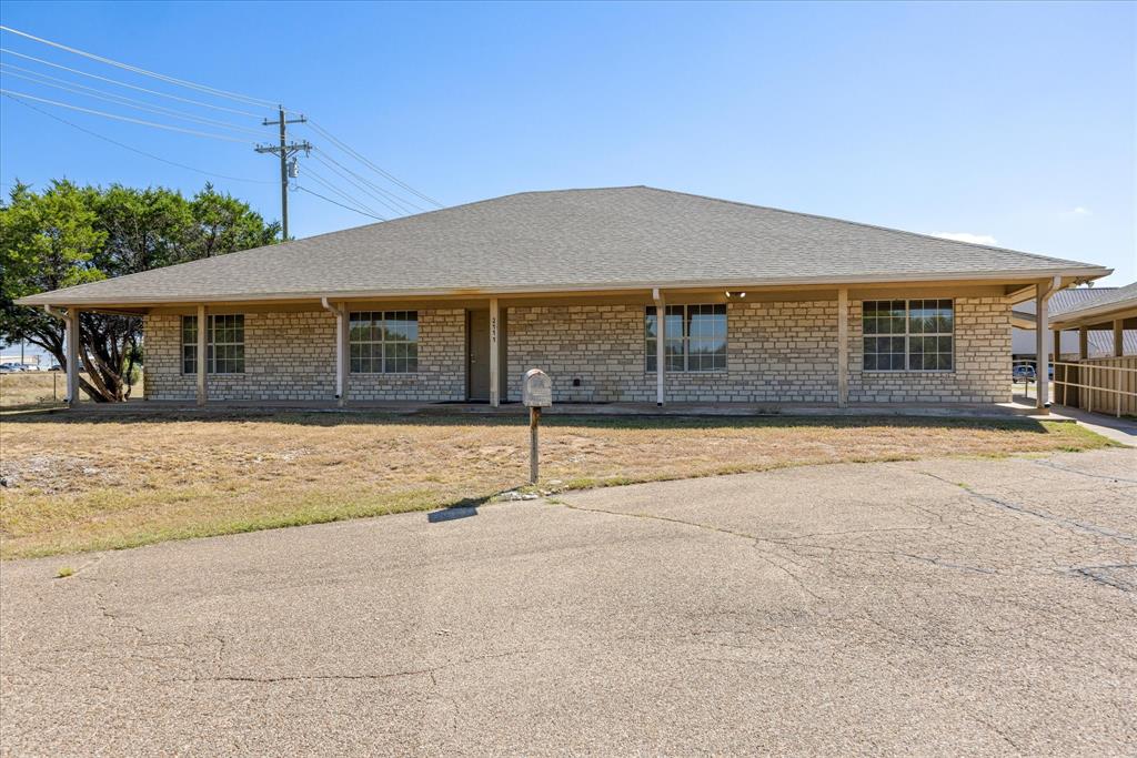 2111 W US Highway 377