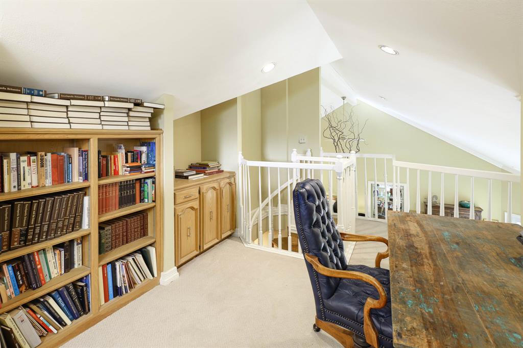 Lake Estates - Residential