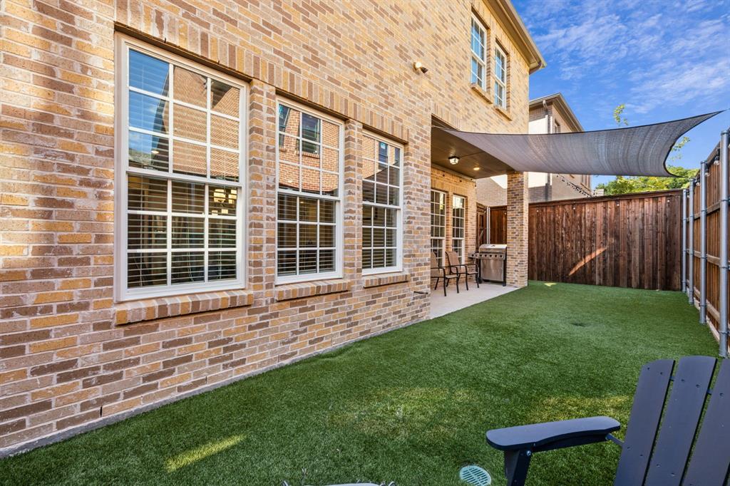 Kensington Gardens 2b - Residential