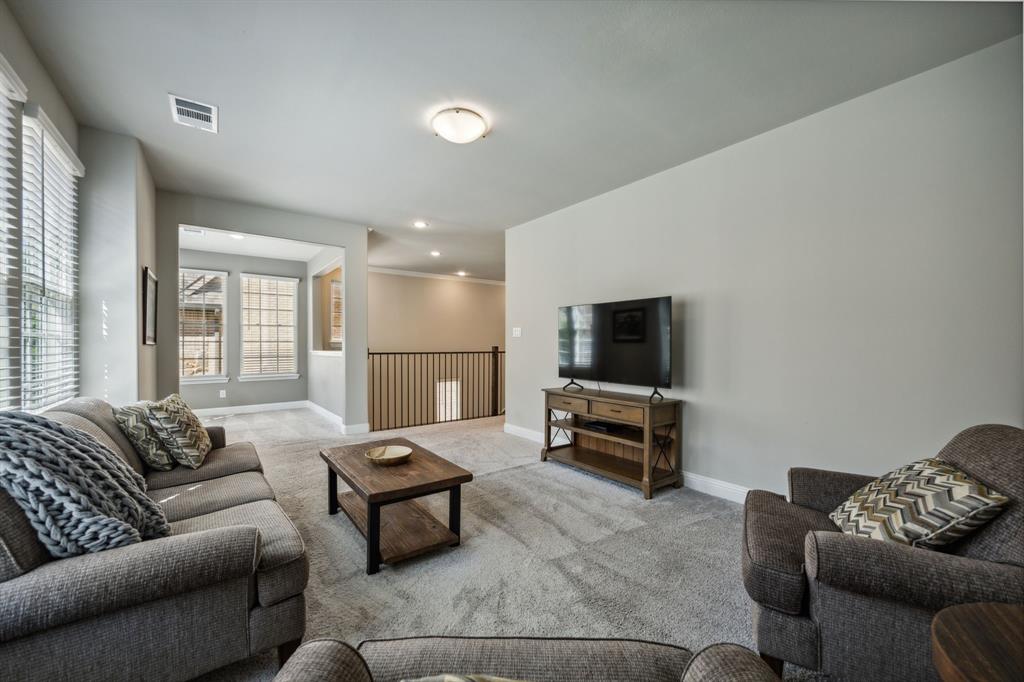 Kensington Gardens 2b - Residential