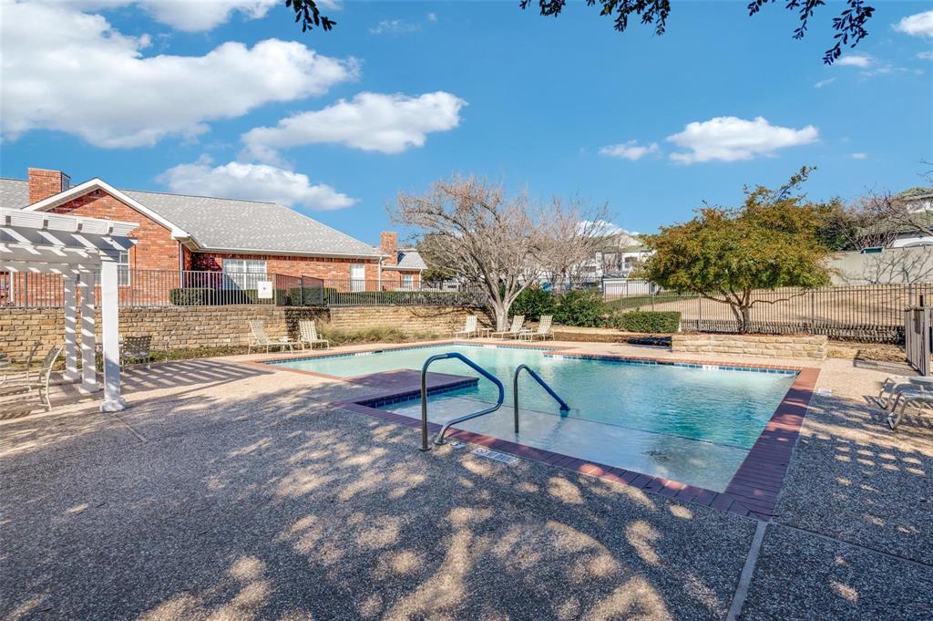 Villas On The Bluff - Residential