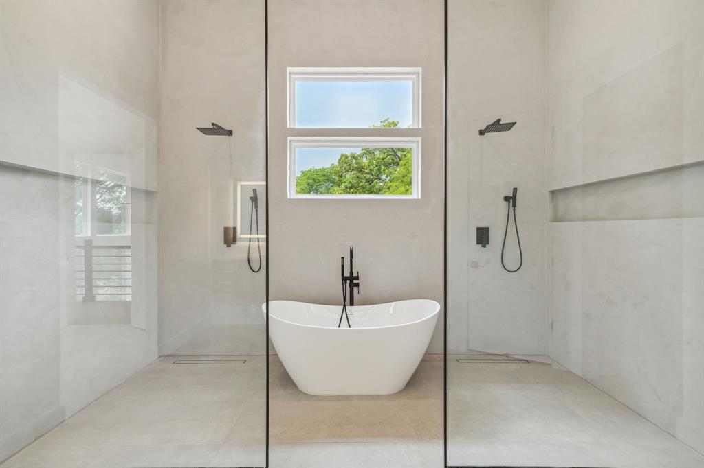 111 Nob Hill Circle