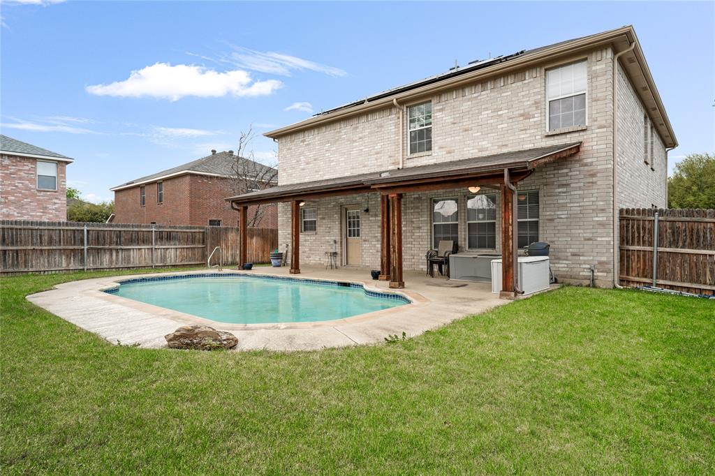 600 Carol Way