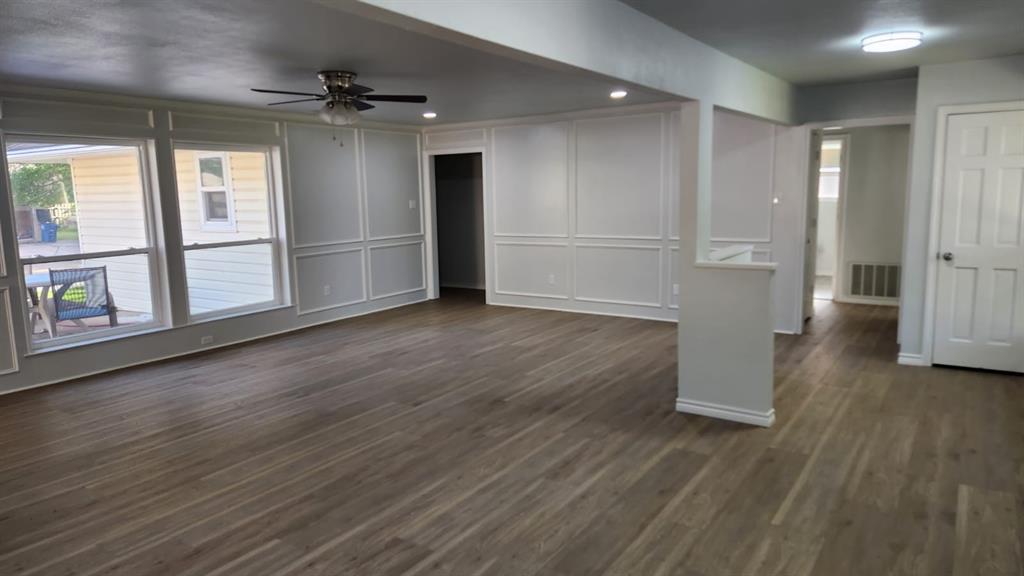 306 Woodhollow Court