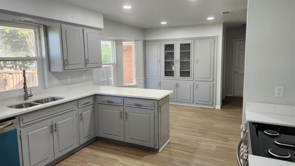 306 Woodhollow Court