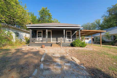 Photo of 413 MANSON Street, Wolfe City, TX 75496 (MLS # 21311113)