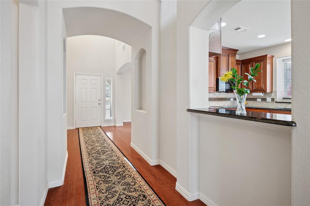 9004 Mcfarland Way