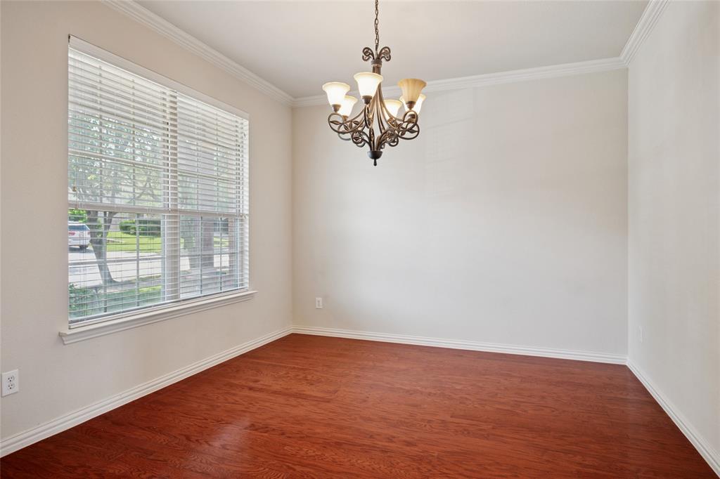 9004 Mcfarland Way