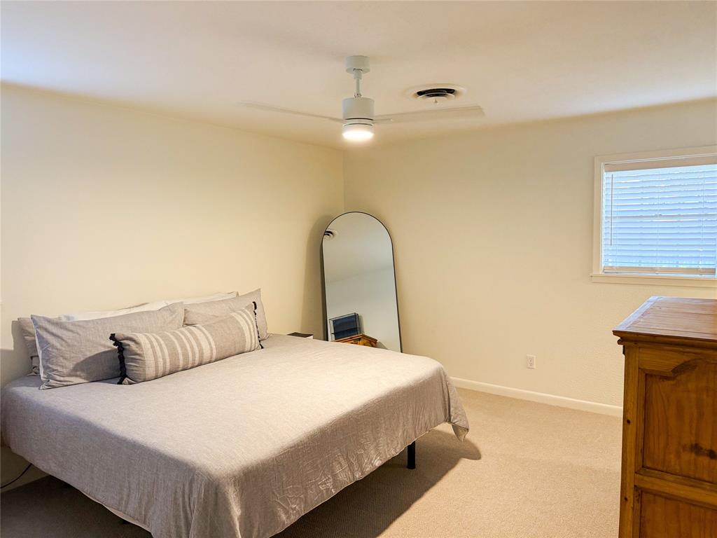 Shreveport, Louisiana 71106, United States, 4 Bedrooms Bedrooms, ,2 BathroomsBathrooms,Residential,Pending,108580