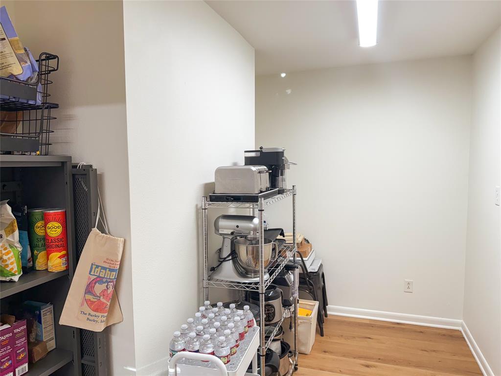 Shreveport, Louisiana 71106, United States, 4 Bedrooms Bedrooms, ,2 BathroomsBathrooms,Residential,Pending,108580